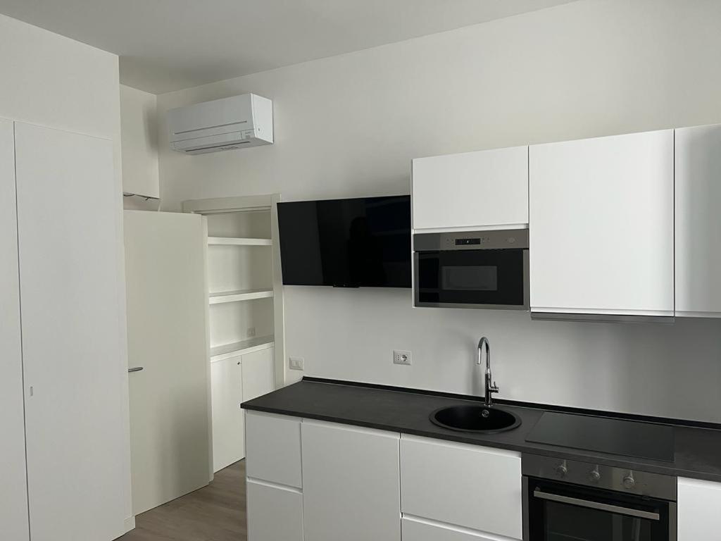Prestige Boutique Homes - Arco Della Pace 2 Milan Exterior photo
